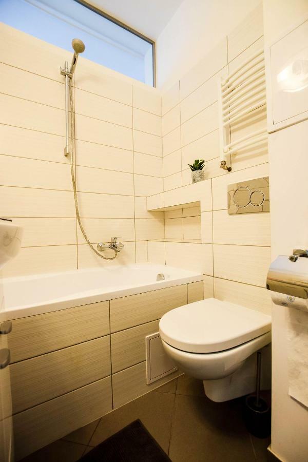 ורוצלב Szewska Str. Apartment מראה חיצוני תמונה